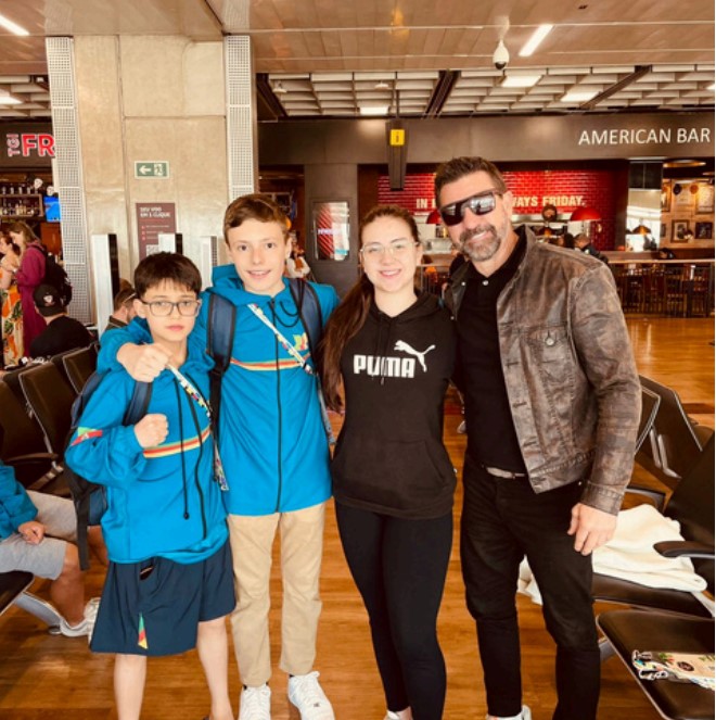 Equipe da Dojokai nos Jogos Estudantis em Uberlândia (MG)